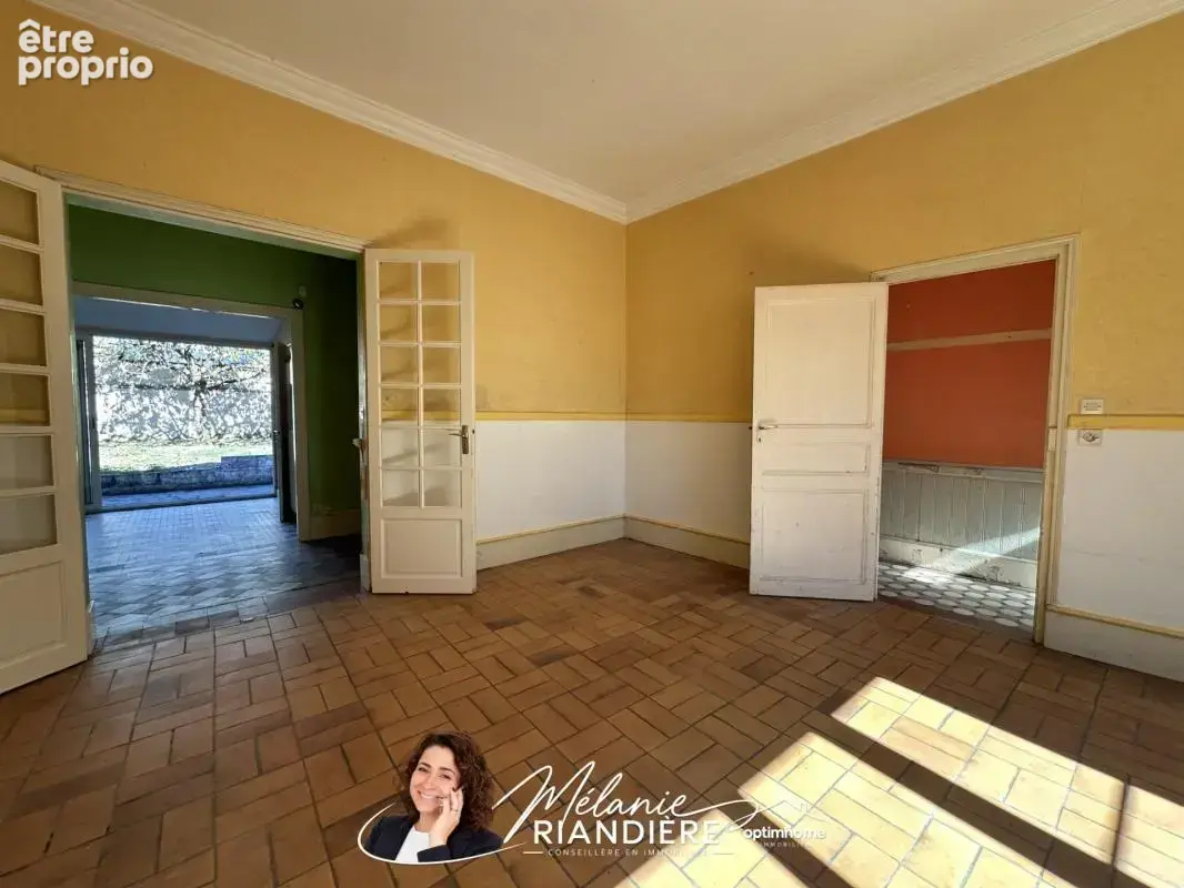 Maison 5 pièces, 3 chambres, 134 m² à rénover – Rue de Ceinture La Flèche - photo 2
