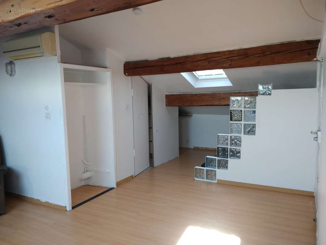 Studio mansardé rue Paul Codaccioni - photo 4