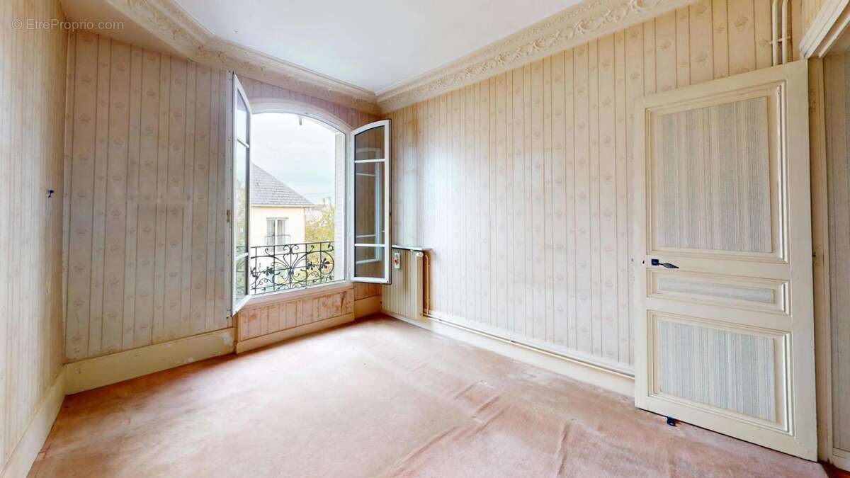 Appartement à COLOMBES