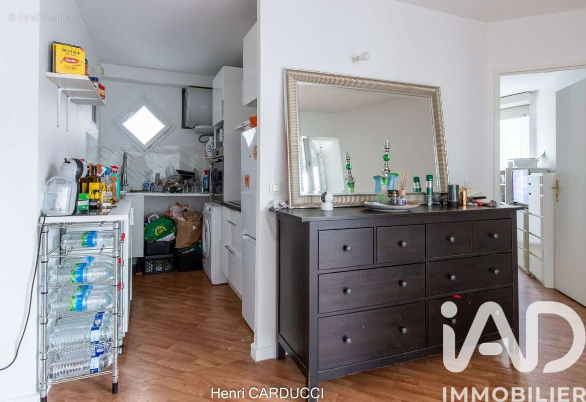 Photo 6 - Appartement à VILLETANEUSE