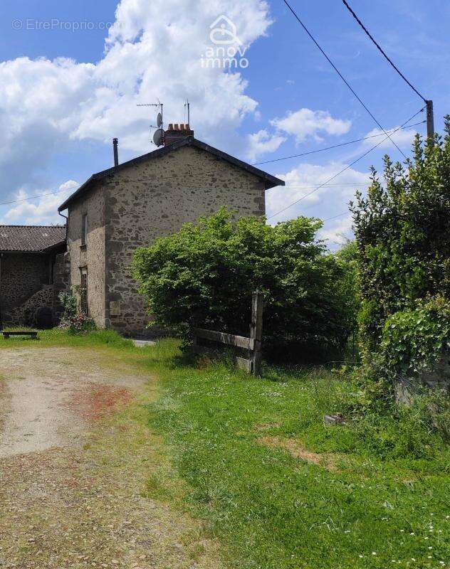 Ensemble immobilier en pierre de taille   Opportunité rare à - photo 3