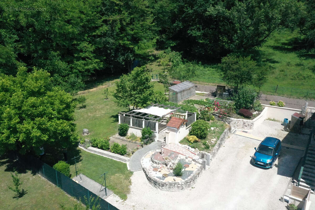 Maison à SEYSSEL
