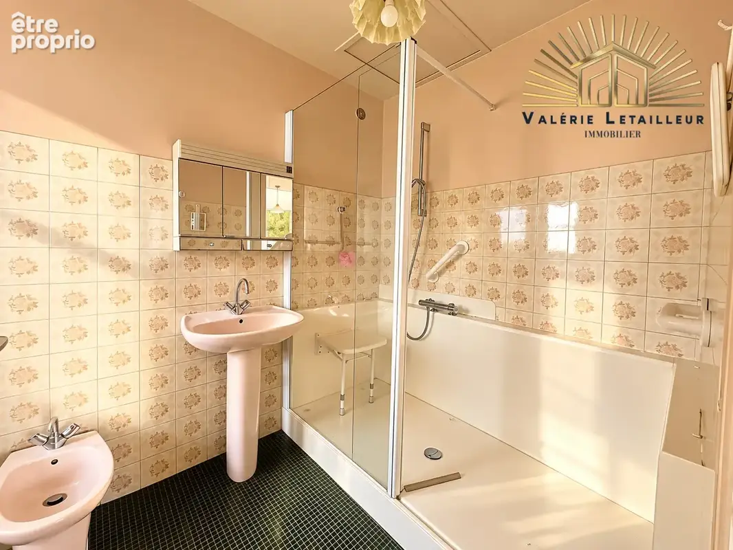 Jolie maison cœur de village 92 m2 avec 2 chambres plus bureau et garage - photo 16