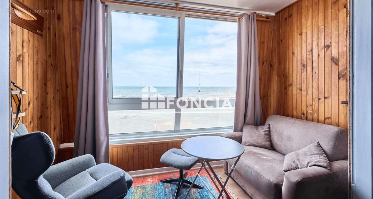 Appartement à COURSEULLES-SUR-MER
