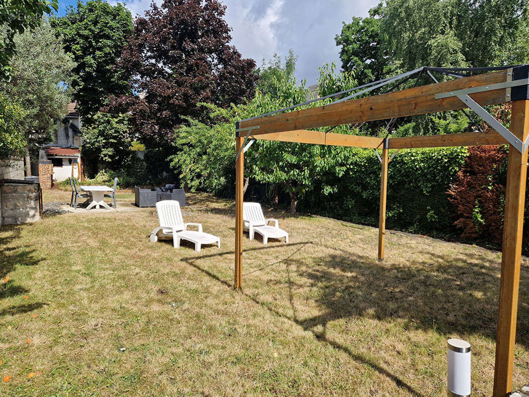 Maison à LIVRY-GARGAN