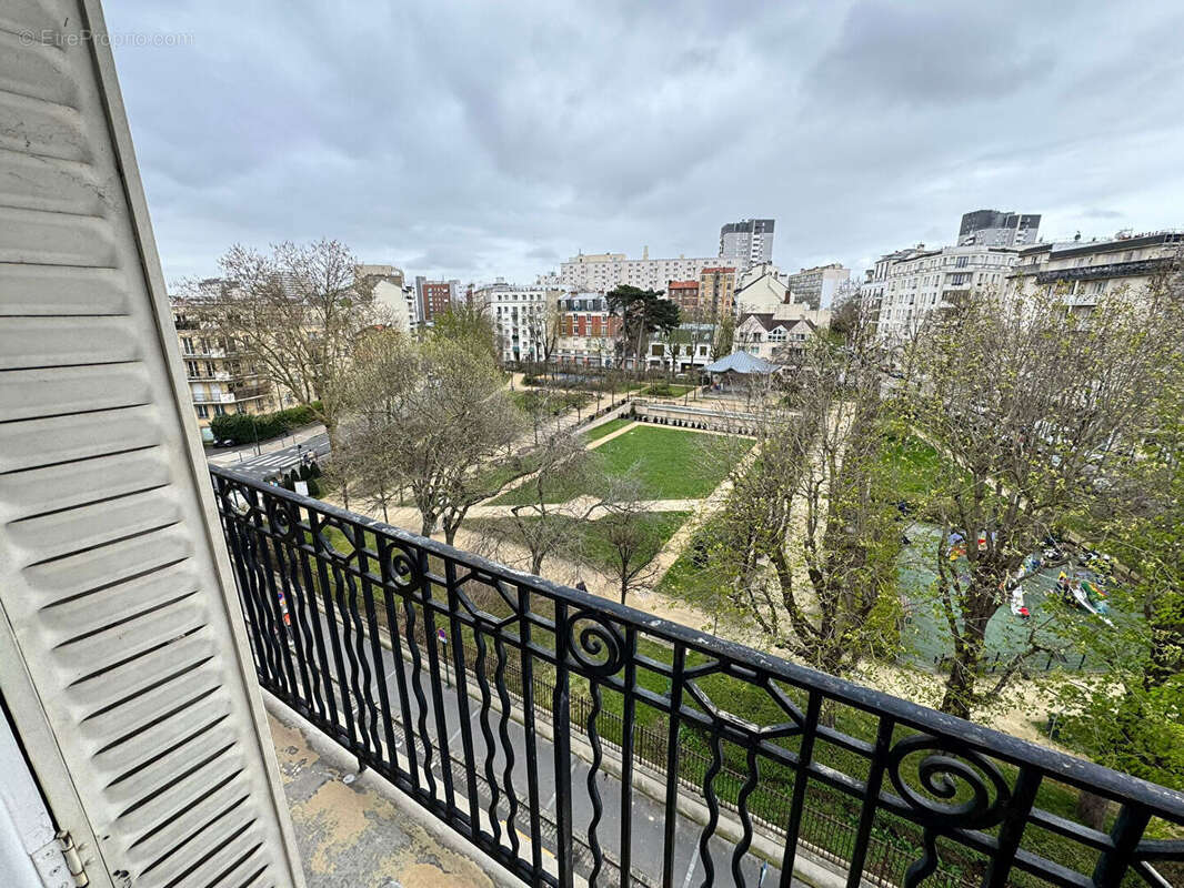 Appartement à COLOMBES