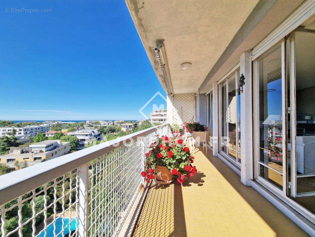 Appartement à MARSEILLE-8E