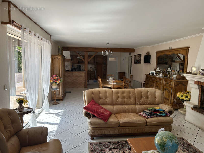 Maison à PAMPROUX