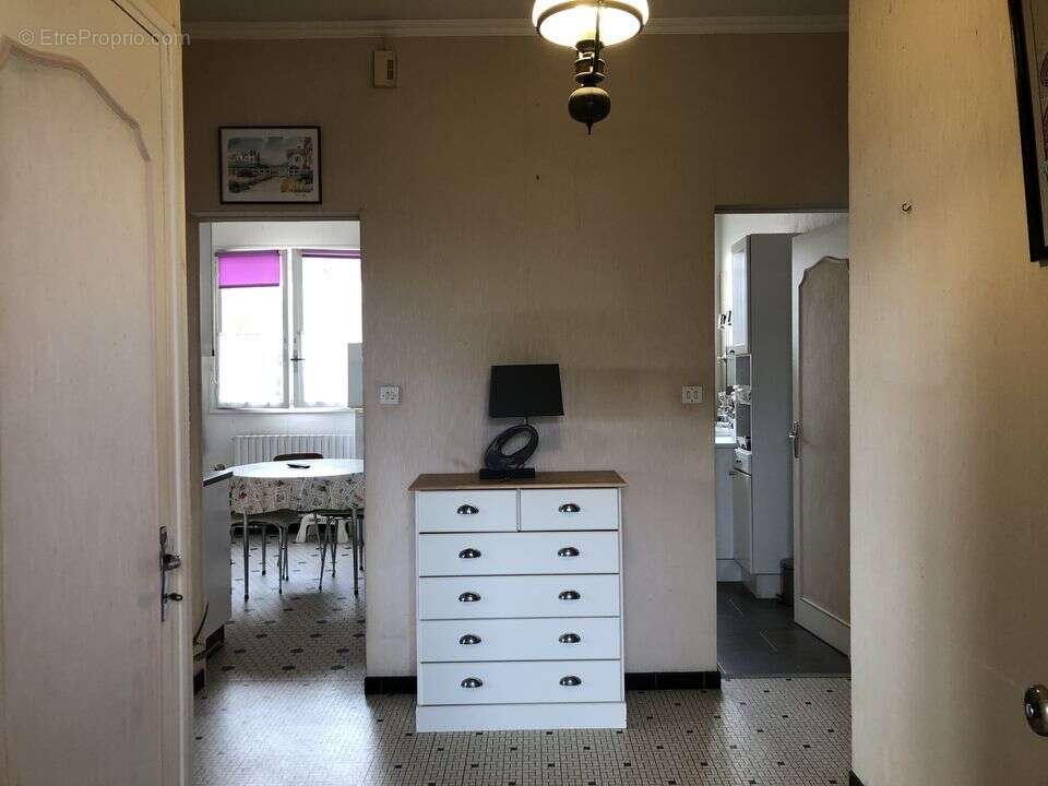 MAISON PAUILLAC 3 CHAMBRES CALME TERRAIN 800 m2  - Maison à PAUILLAC