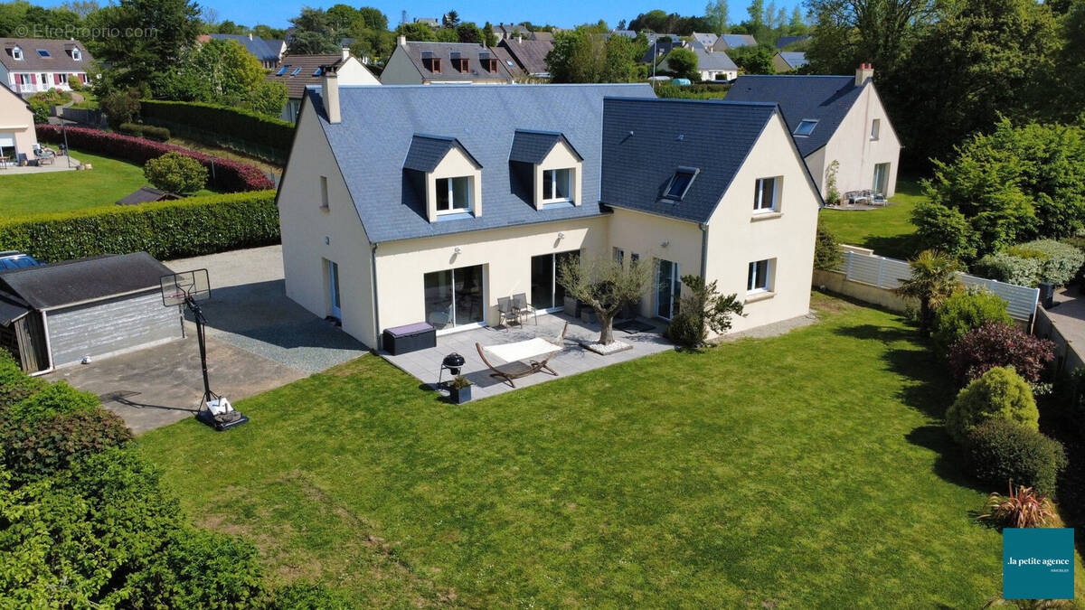 Maison à VAUVILLE