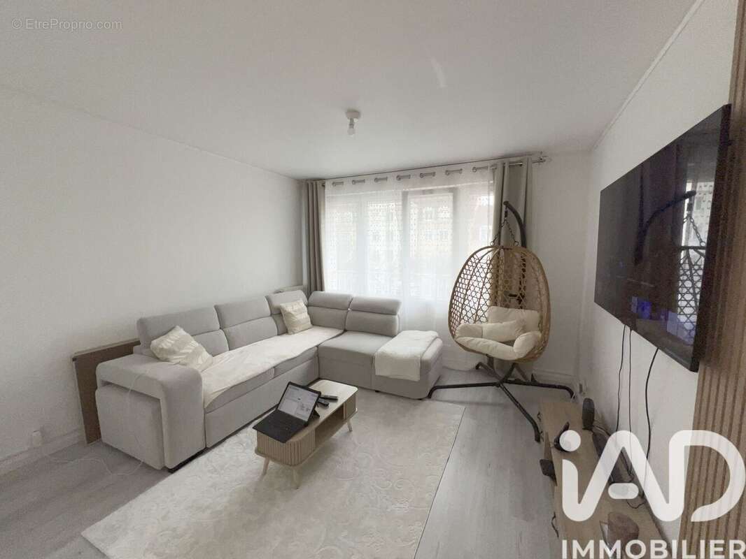 Photo 2 - Appartement à AUXERRE
