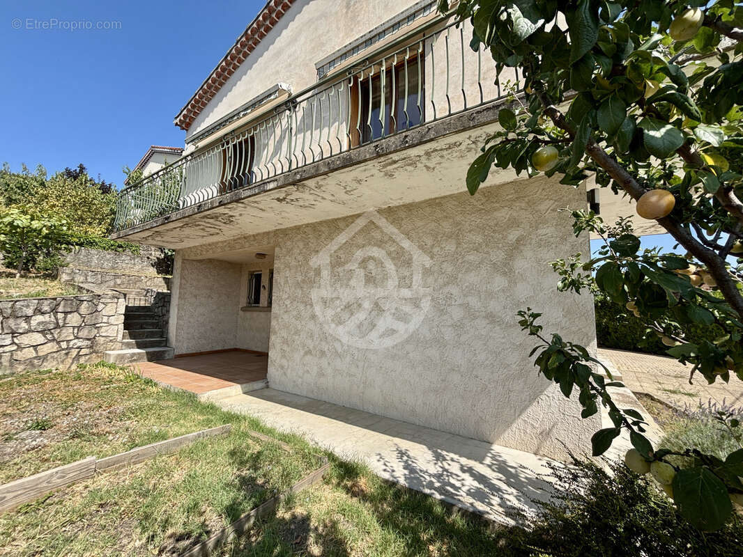 La voulte sur rhone : maison années 70 - 6 pièces - photo 3
