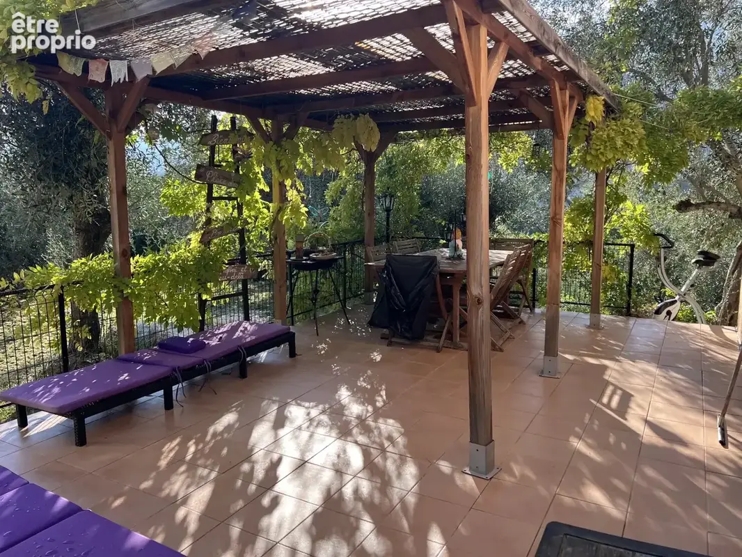 Maison 4 pièces 82 m² à vendre à Coaraze (06390) - photo 2