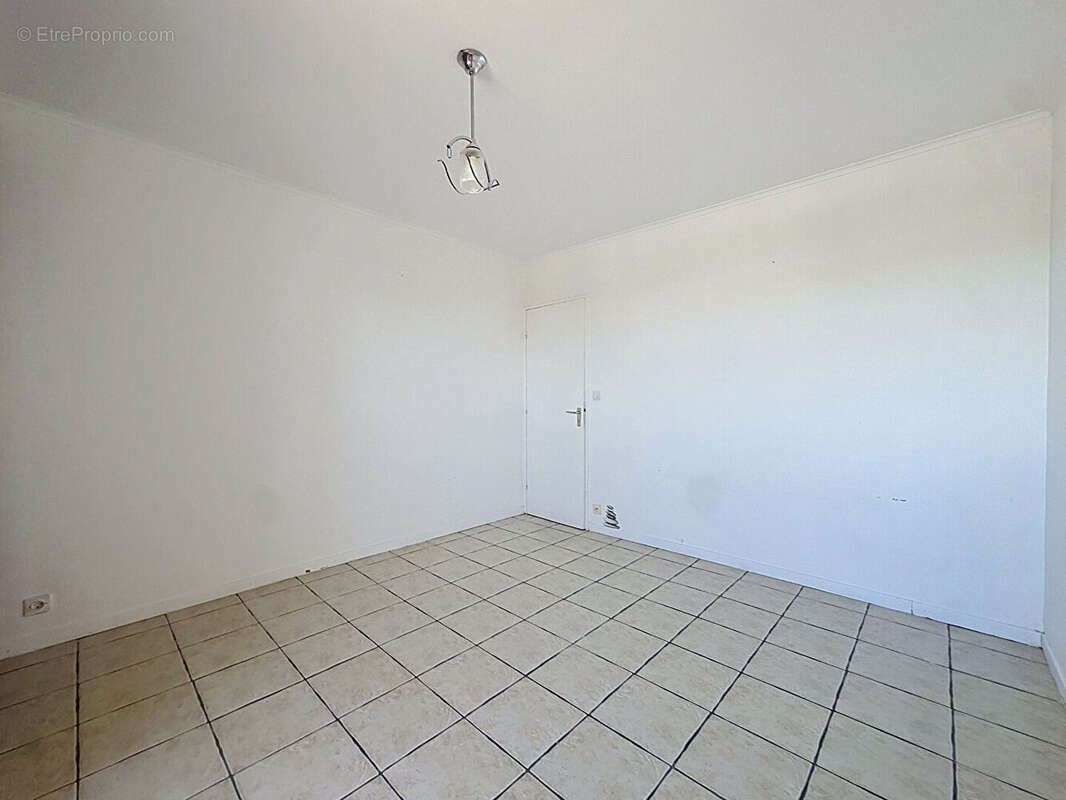 Appartement Rillieux La Pape 6 pièce(s) 132.56m2 - photo 8