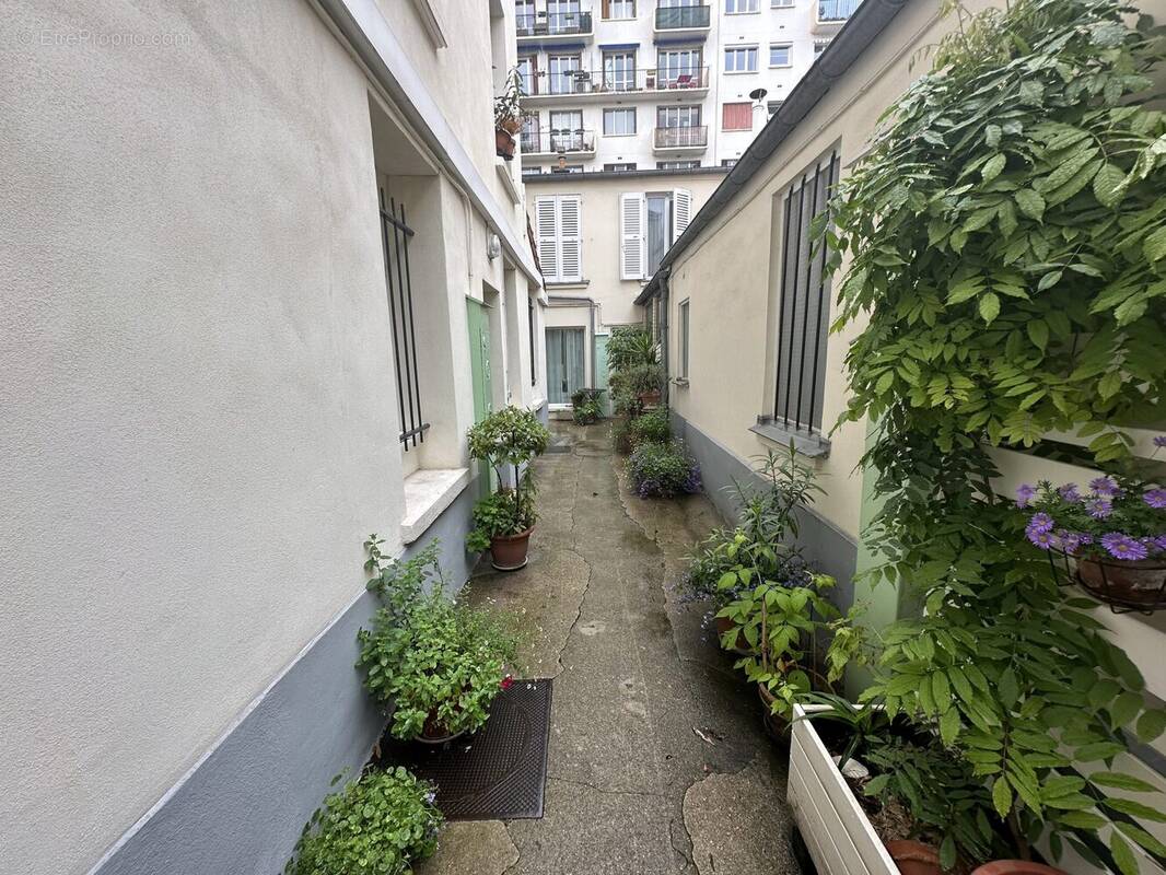 Appartement à PARIS-20E