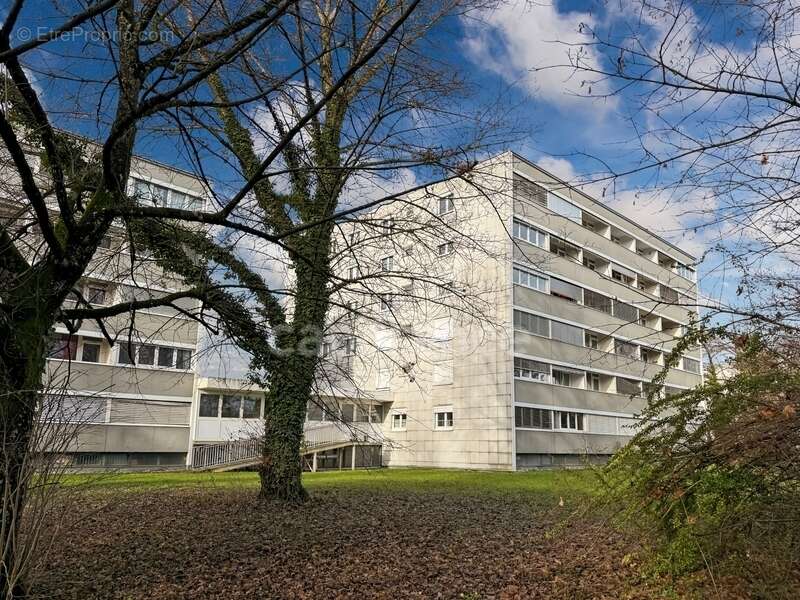 Appartement à FERNEY-VOLTAIRE