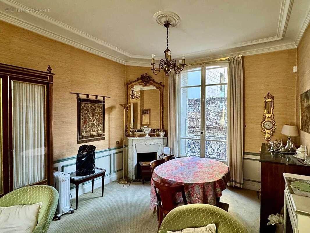 Maison à BOIS-COLOMBES