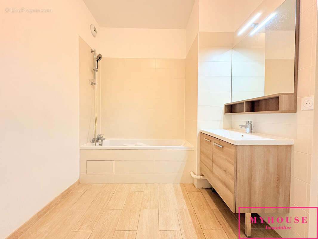 Appartement 3P 65m2 (proche transports) - photo 10