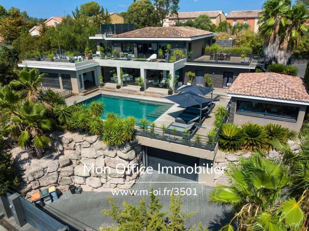 Référence : 5819-SIC. - Villa de luxe vue mer! - photo 2