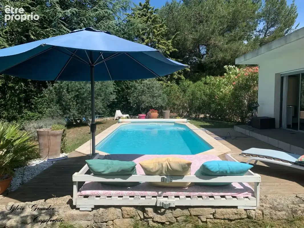 Dpt Bouches du Rhône (13), à vendre VERNEGUES maison P5 de 180 m² - Terrain de 1 300,00 m² - Plain pied - photo 11