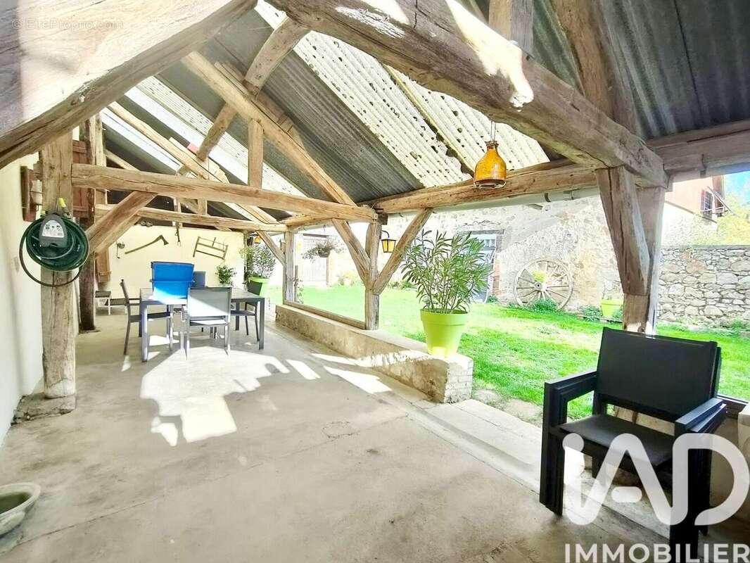 Maison 126 m² à Courgenay  - photo 3
