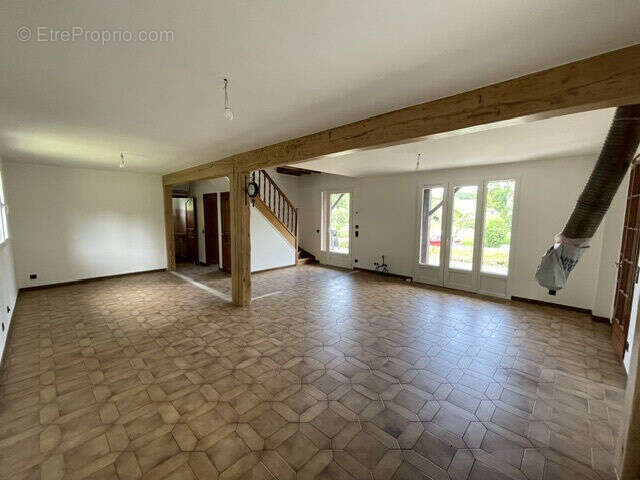 Maison 148 m² à Jouy-Sur-Morin  - photo 4
