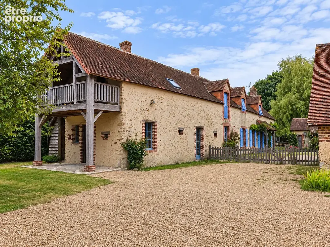 Maison Semur En Vallon 11 pièce(s) 242.64 m2 - photo 2