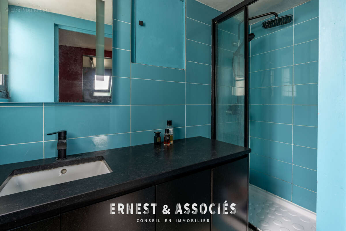 Appartement à PARIS-9E