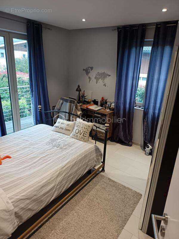 Maison à BONNEVILLE