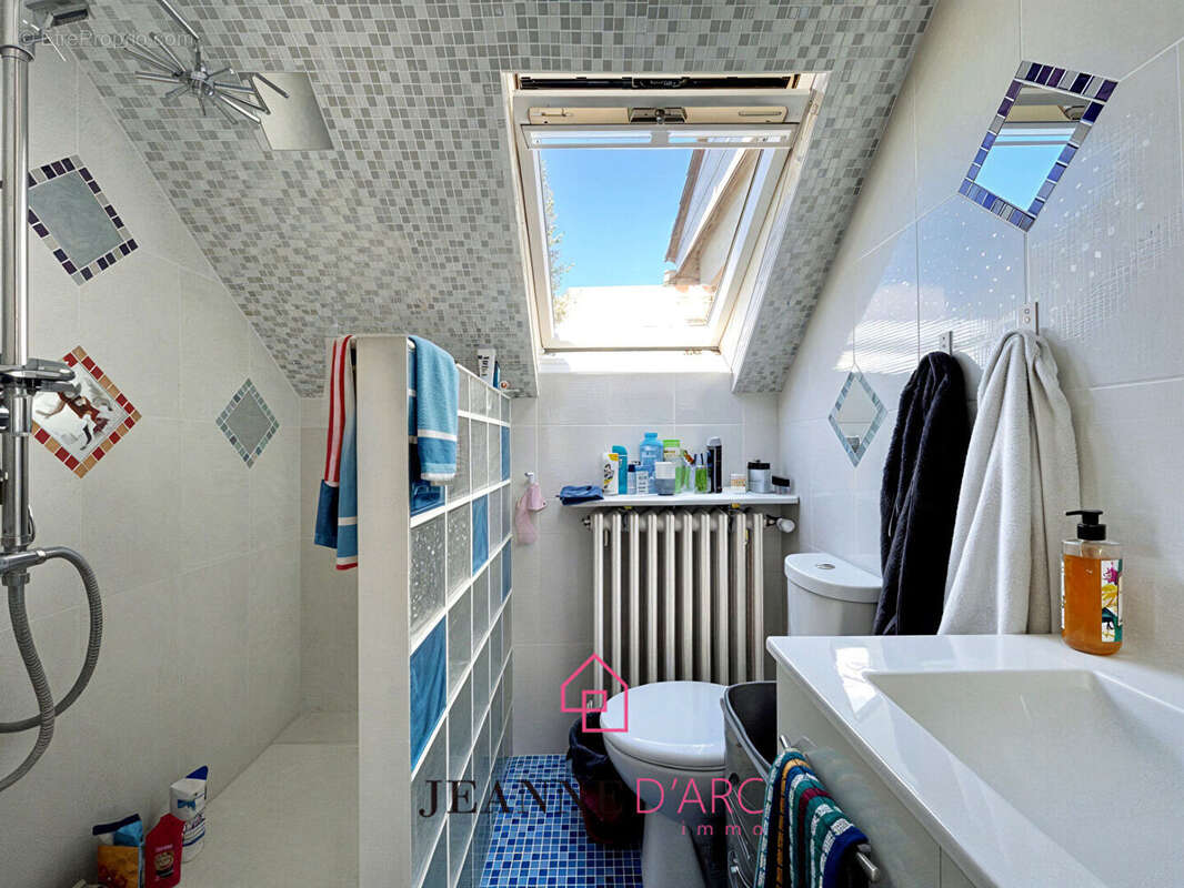 Maison à BOIS-GUILLAUME