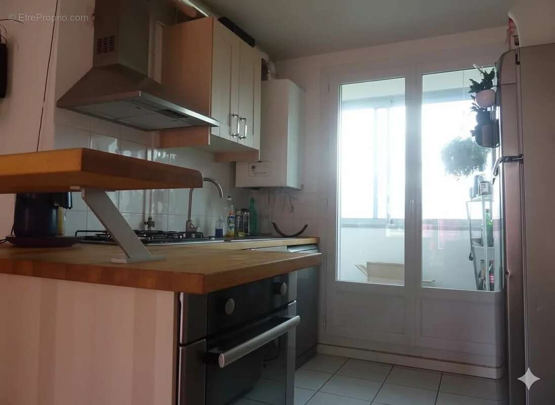 Appartement à SAINT-MARTIN-D&#039;HERES