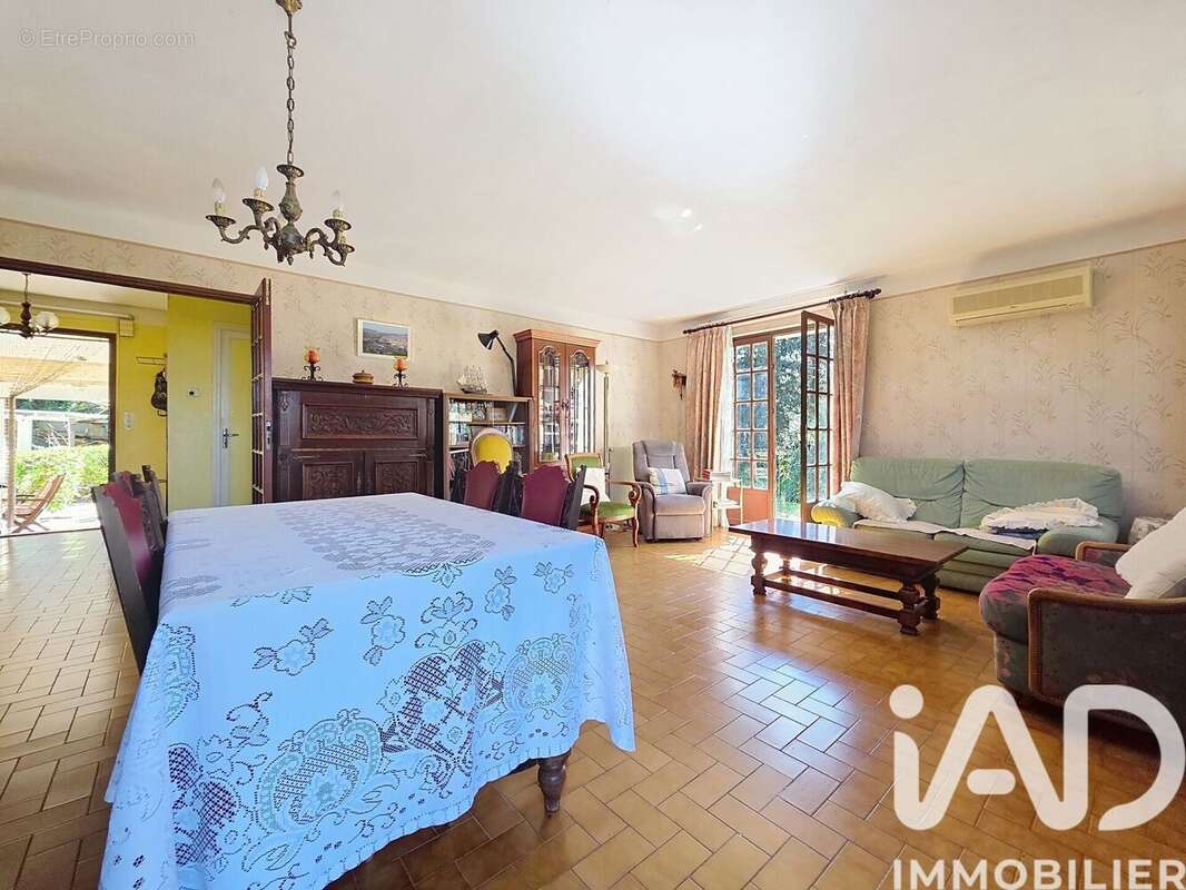 Photo 7 - Maison à GENERAC