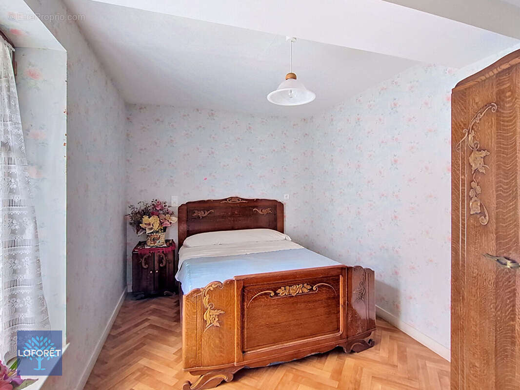 Maison à MONTAUDIN