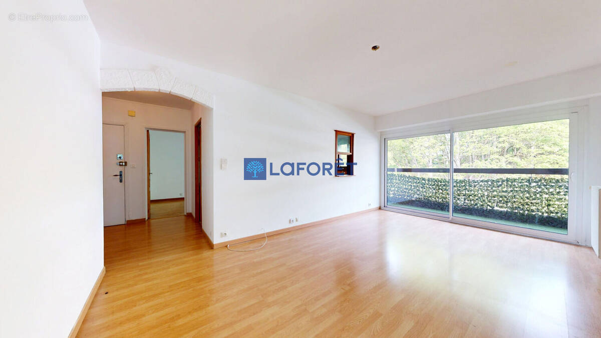 Appartement à ATHIS-MONS