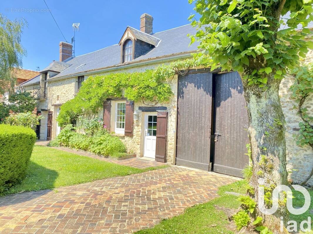 Photo 1 - Maison à CORBREUSE