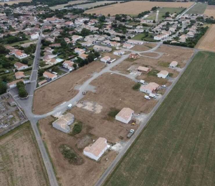 Terrain à SAINTE-FOY