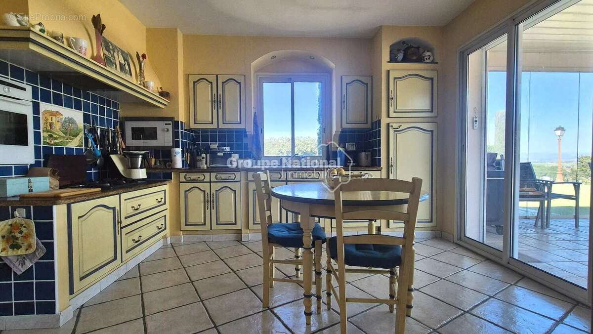 Maison à SAINT-SATURNIN-LES-AVIGNON
