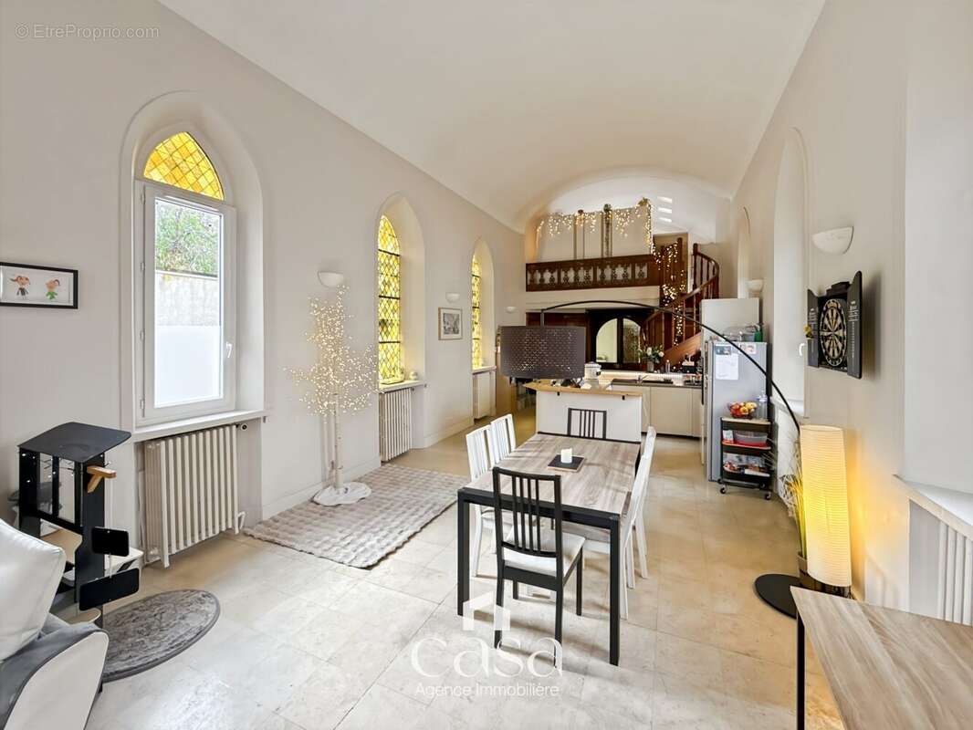 Appartement à FALAISE