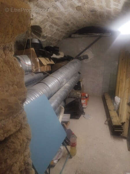 Commerce à PARIS-11E