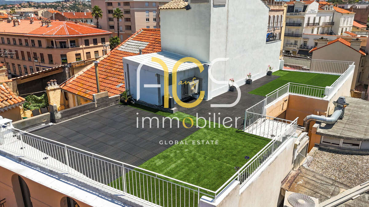 Saint-Raphaël centre dernier étage rénové, rooftop privatif de 120 m², vue mer - photo 5