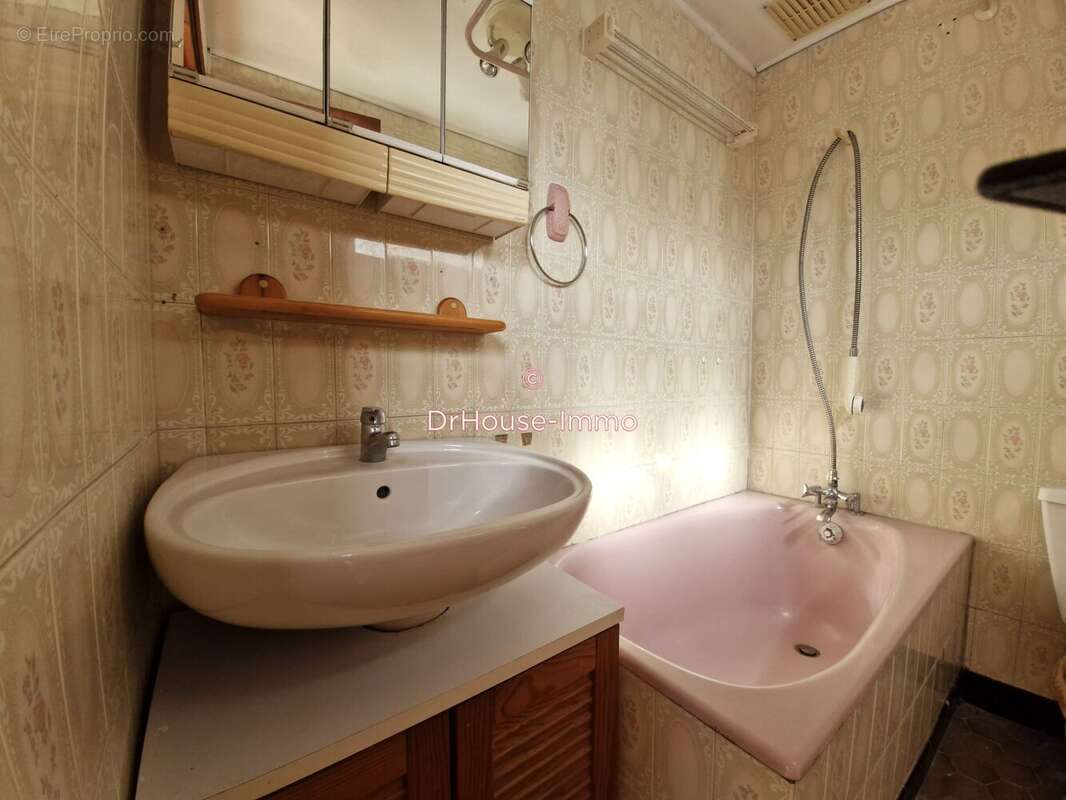 Maison 52 m² à Saint-Hilaire-De-Brens  - photo 18