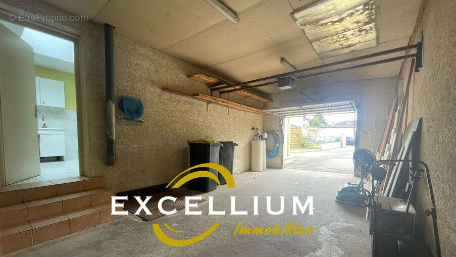 Maison à SATHONAY-CAMP