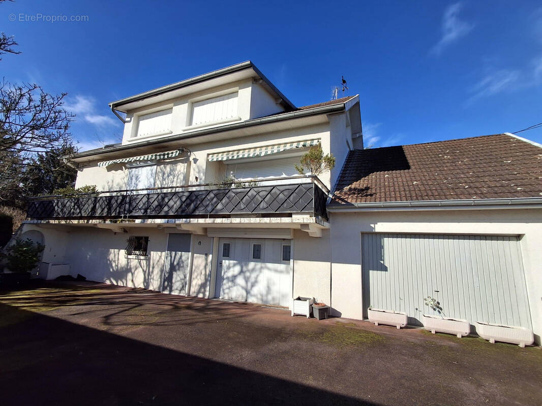 Maison à PARCEY