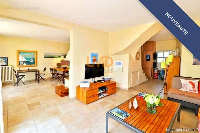 Port Grimaud 2 - Maison 225m2 - 12 Pièces - 3 Postes d'amarrage - photo 6
