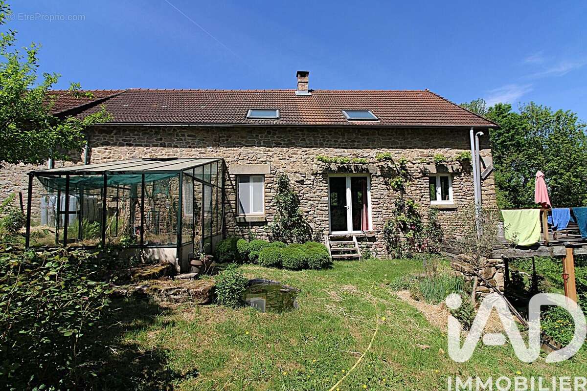 Maison 109 m² à Thauron  - photo 3