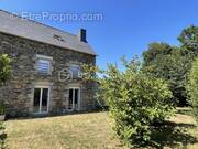 Maison à LOYAT