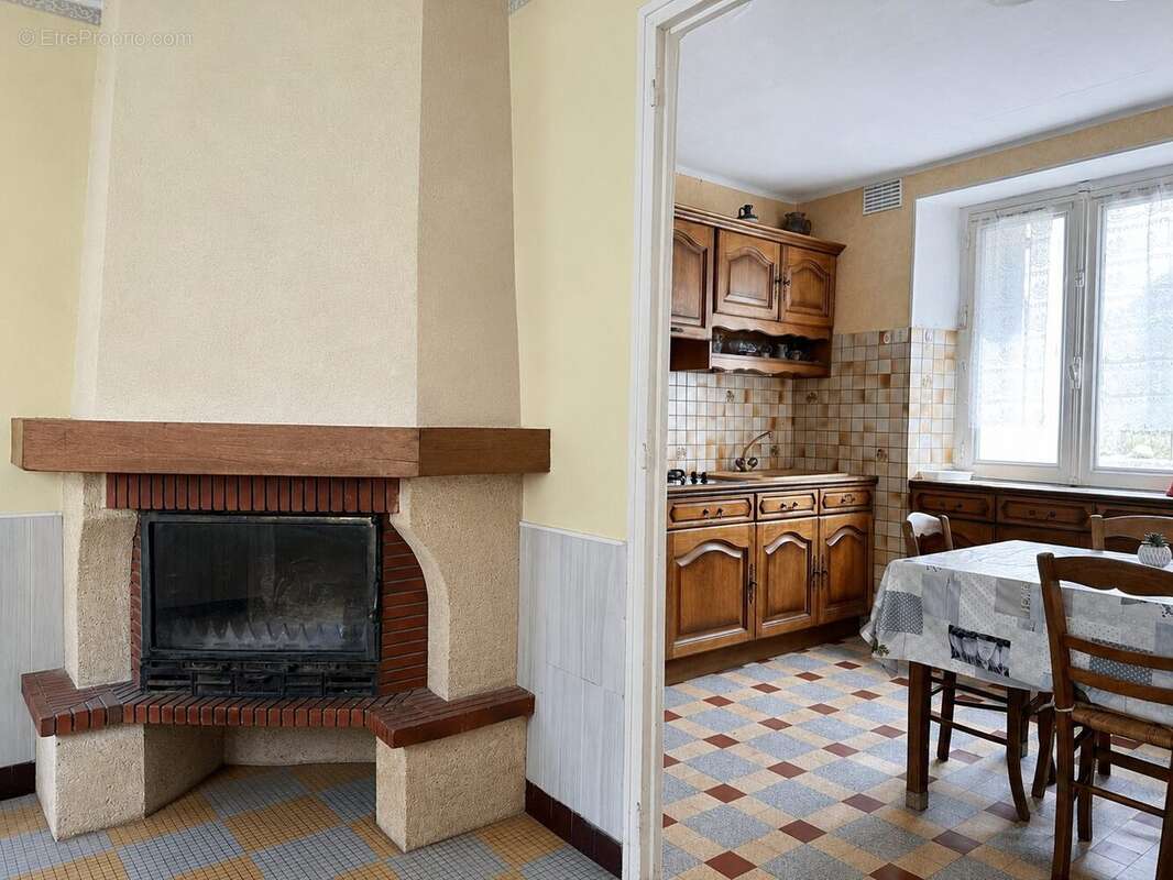 Maison 115 m² à Saint-Meloir-Des-Ondes  - photo 5