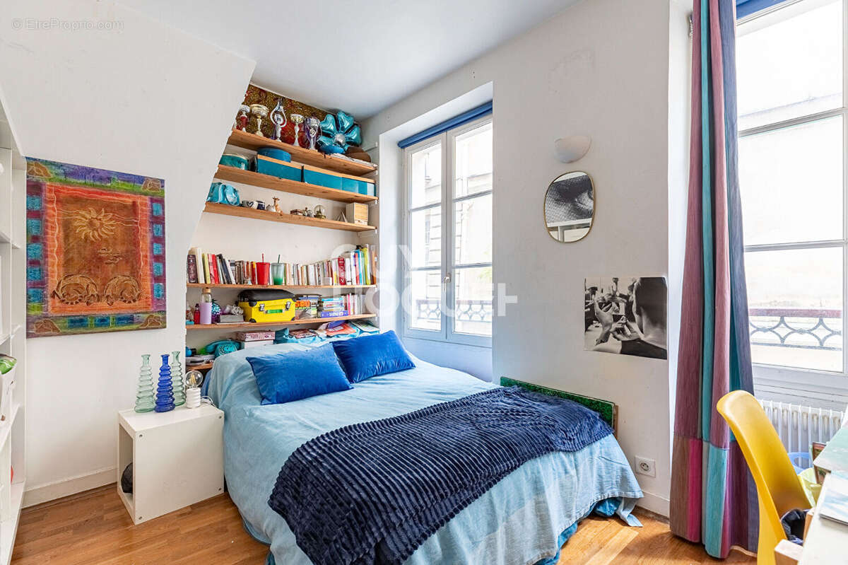 Appartement à PARIS-4E