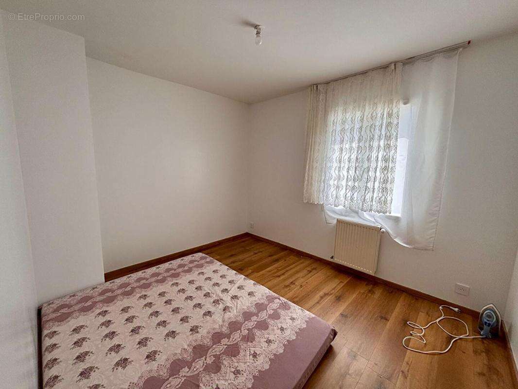 COUP DE COEUR À CHALLUY  Maison familiale de 130 m² avec terrain de 1 045 m² - photo 10