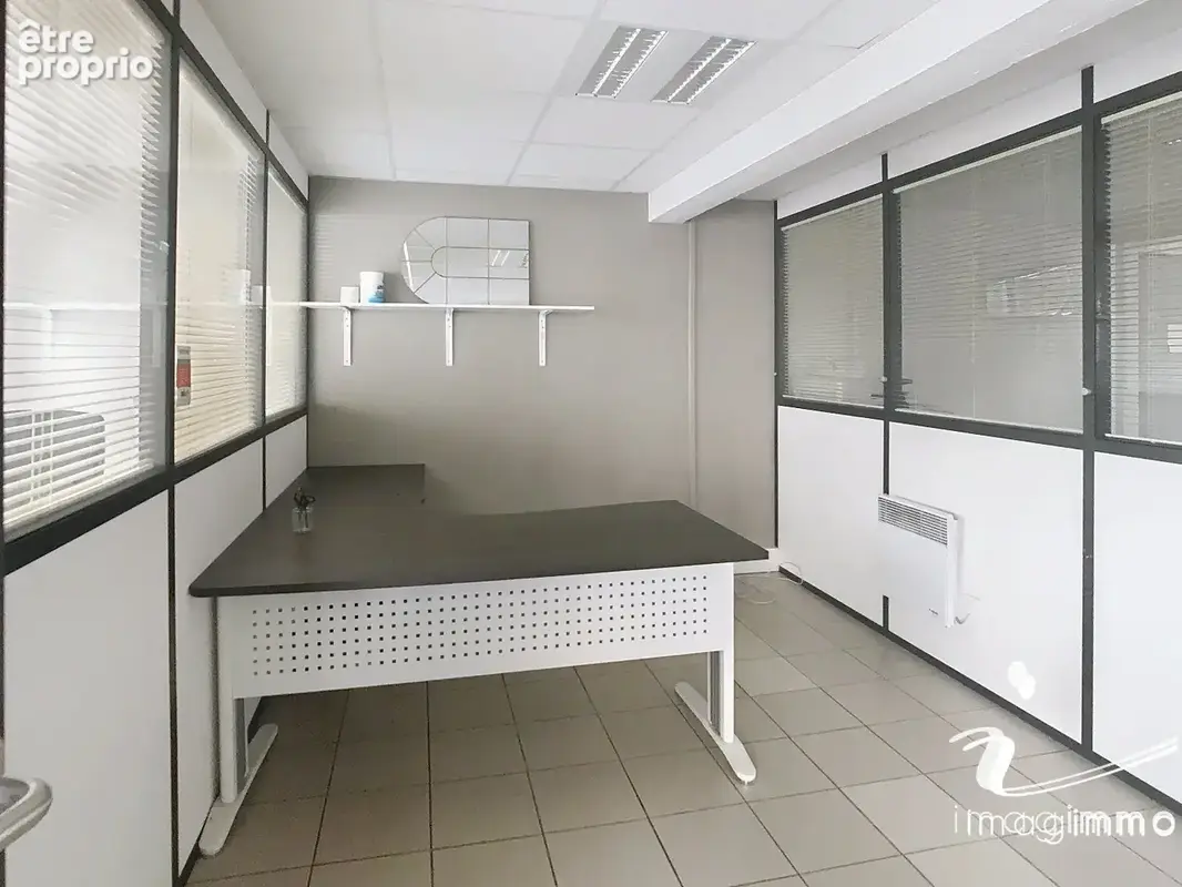 Emplacement rare ! Local commercial 210 m2 ? Quartier Gare Montpellier - photo 7